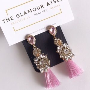 Pretty Pink Tassel style 1908 pageant Prom